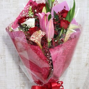 レッド系ワンサイドブーケ