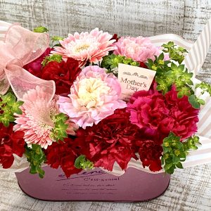 カーネーションアレンジメント